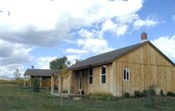 cabins-1.jpg (7418 bytes)